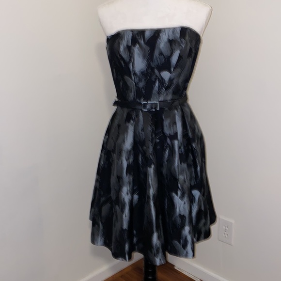 Whit House Black Market** Jacquard Cocktail/Party Dress** Size 0 - Picture 3 of 6